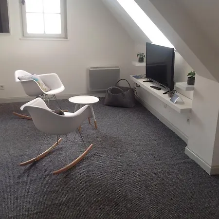 Le Fond De La Cour Appartement